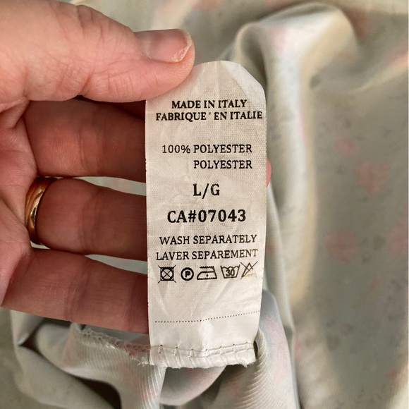 Women’s flared dress with sanity floral print -Large - Picture 5 of 5